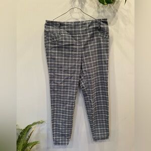 SOHO women stretch dress pants/size L